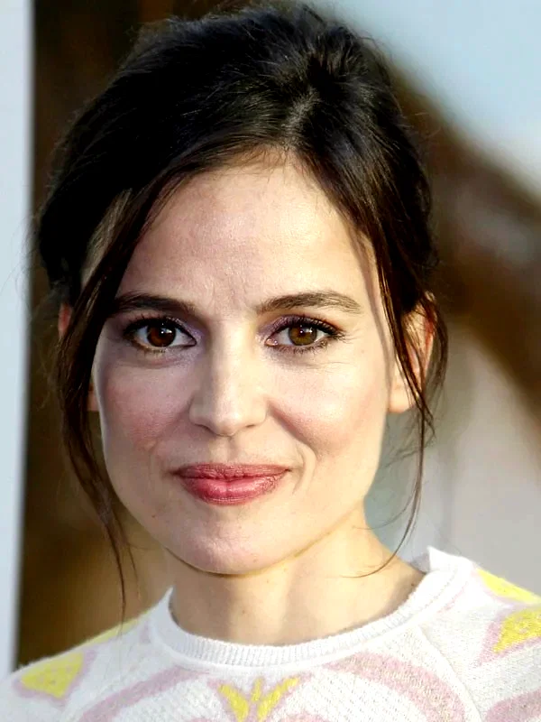 Elena Anaya
