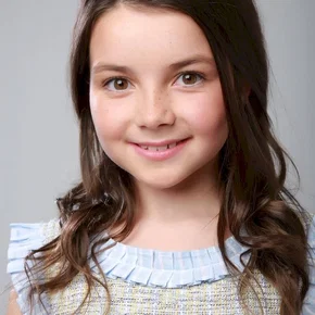 Photo star :  Lilly Aspell