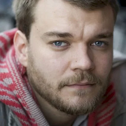 Pilou Asbaek