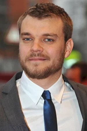 Pilou Asbaek