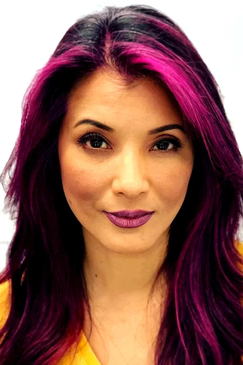 Kelly Hu