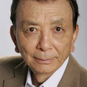 Photo star :  James Hong