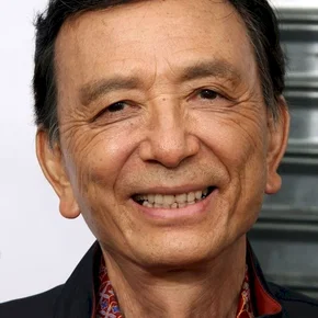Photo star :  James Hong