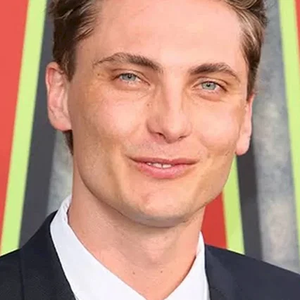 Eamon  Farren