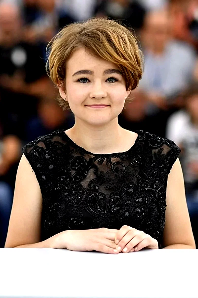  Millicent Simmonds