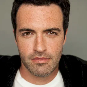 Photo star : Reid Scott