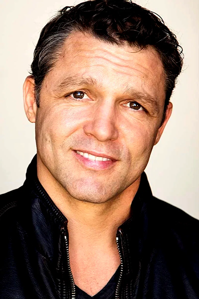  Anthony Molinari