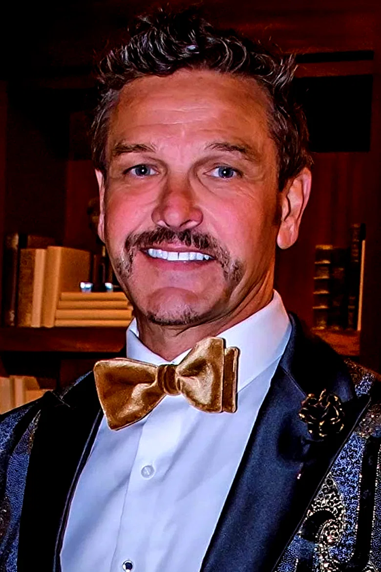  Mark Krenik