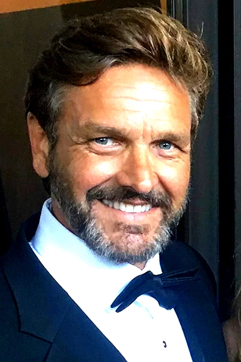 Mark Krenik