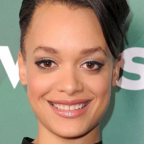Photo star : Britne Oldford