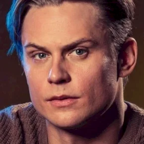 Photo star : Billy Magnussen