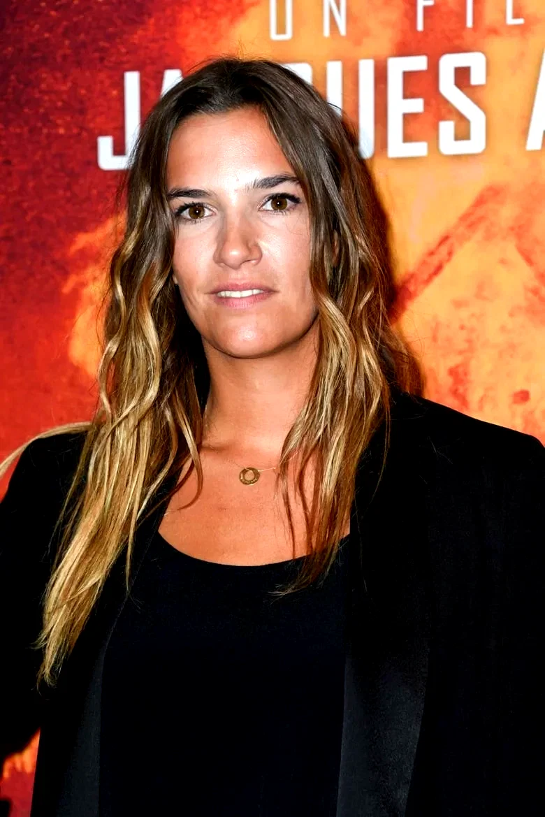  Charlotte Gabris