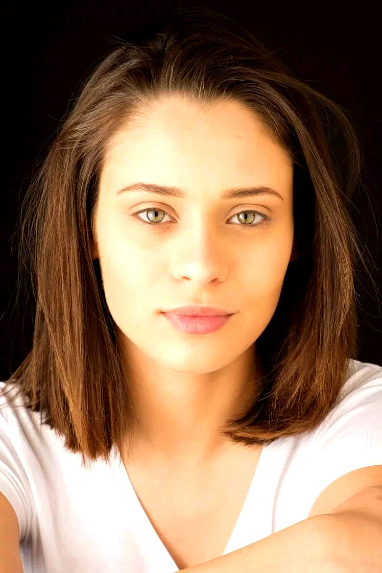  Daniela Melchior