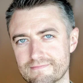 Photo star : Sean Gunn