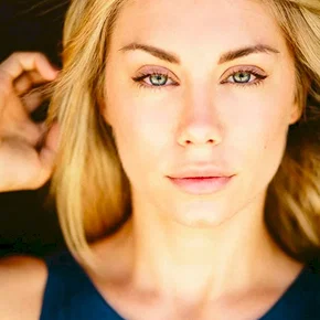 Photo star : Jennifer Holland