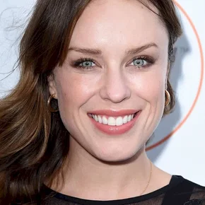 Photo star : Jessica McNamee