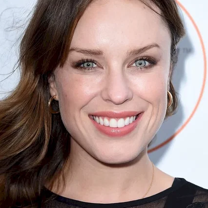 Jessica McNamee