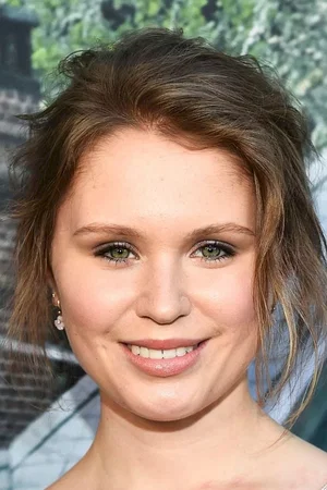  Eliza Scanlen photo