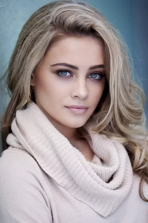  Josephine Langford