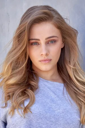  Josephine Langford photo