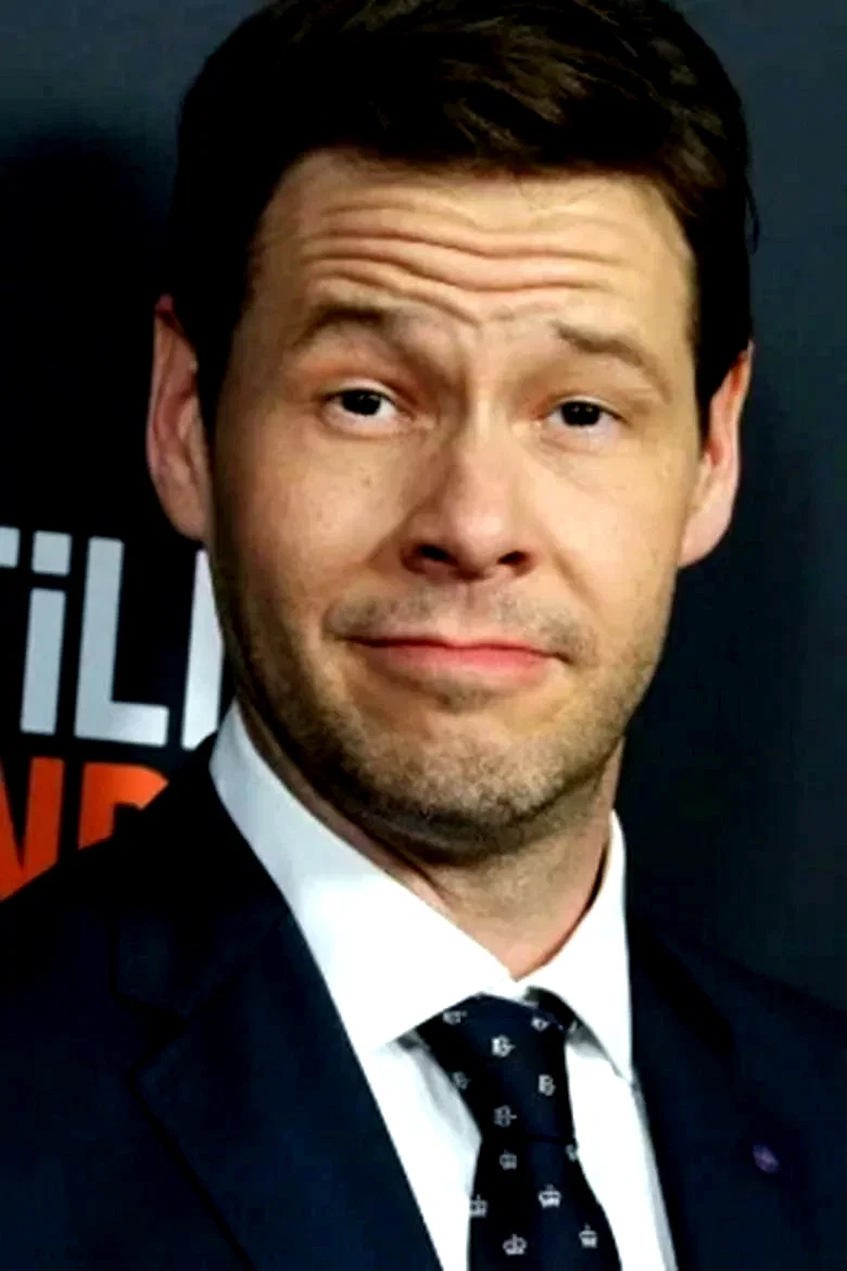 Ike Barinholtz