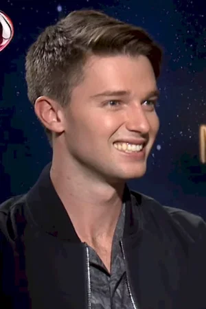 Patrick Schwarzenegger photo