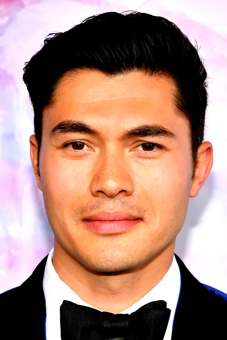  Henry Golding