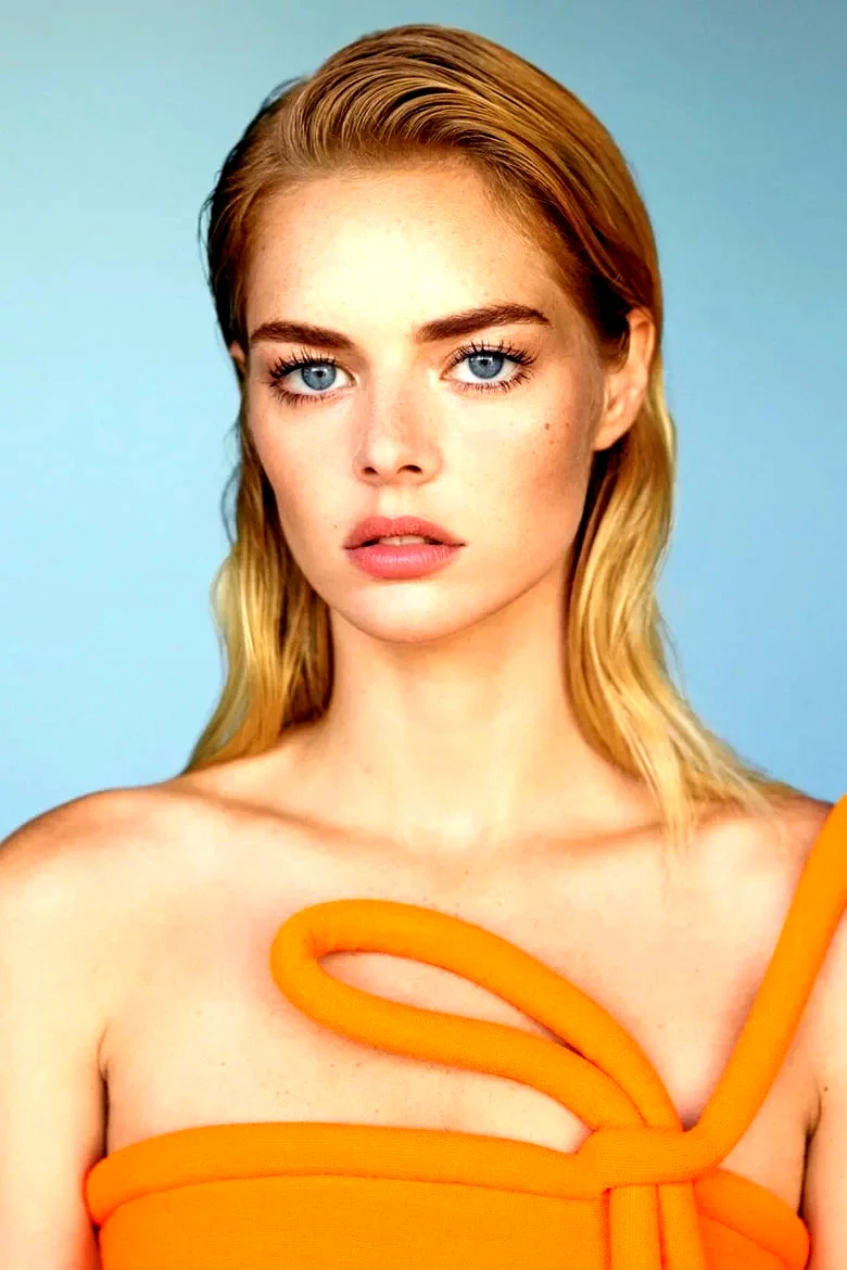  Samara Weaving