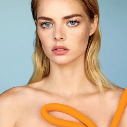  Samara Weaving