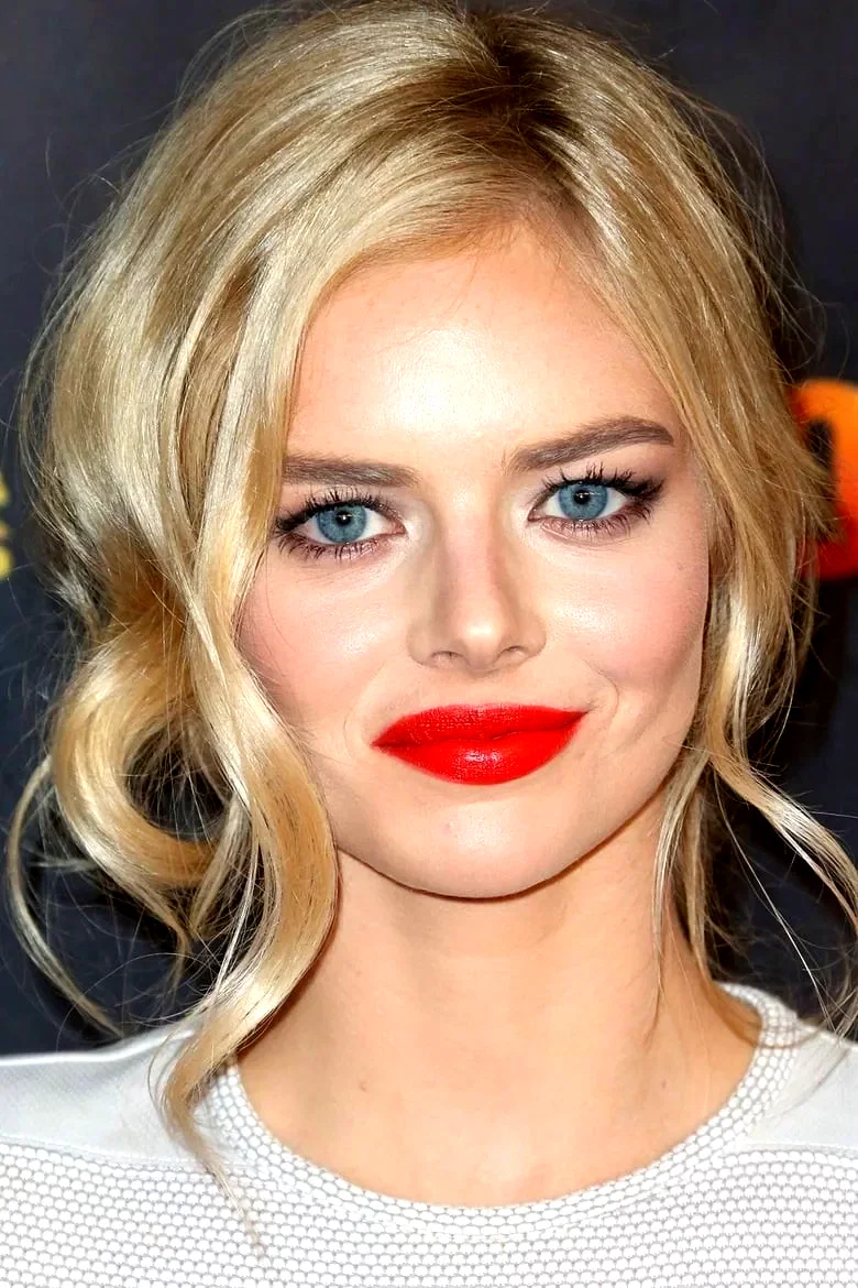  Samara Weaving
