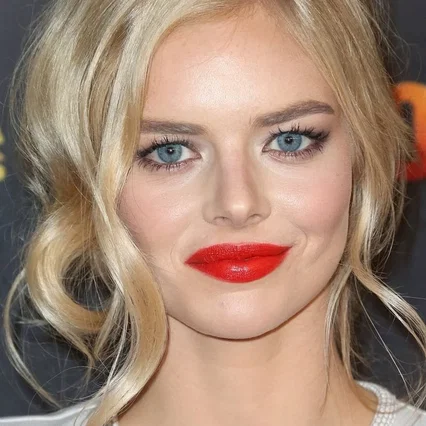 Samara Weaving