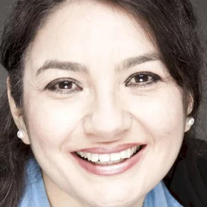 Photo star :  Zenobia Shroff