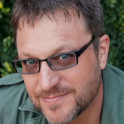  Steve Blum