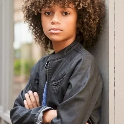  Lyon Daniels