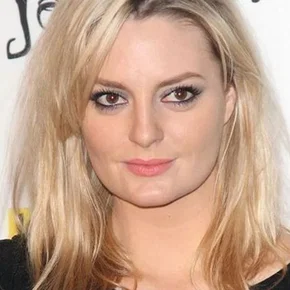 Photo star :  Morgana Robinson