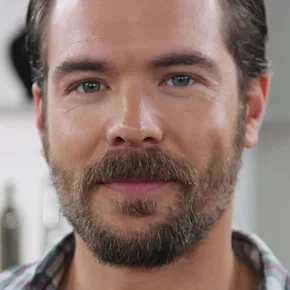 Photo star : Charlie Weber