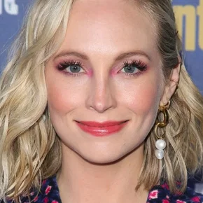 Photo star :  Candice King