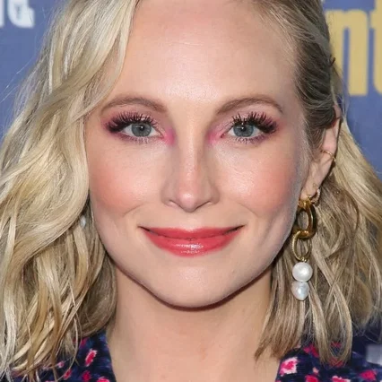  Candice King