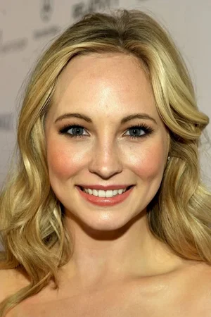  Candice King photo