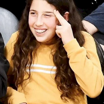  Sadie Sandler