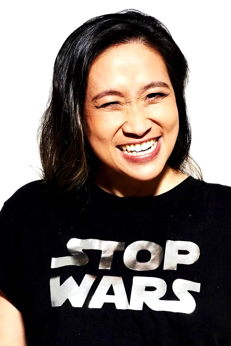  Roseanne Liang