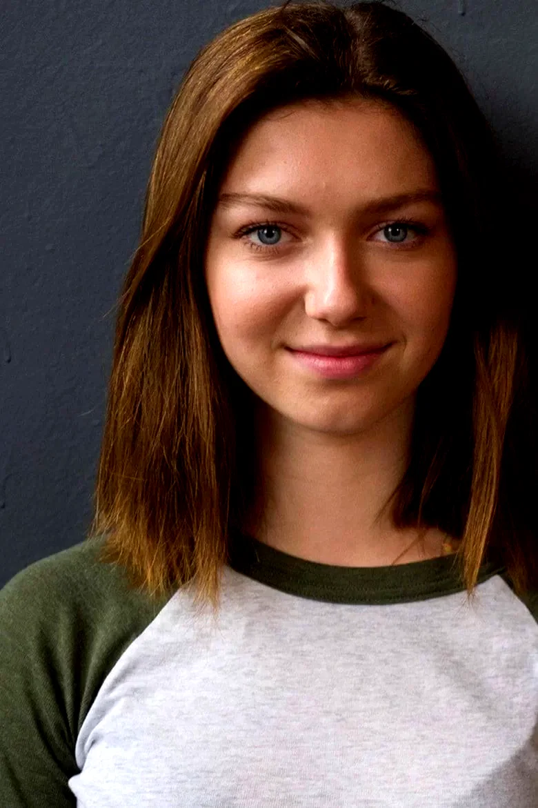  Isabella Blake-Thomas