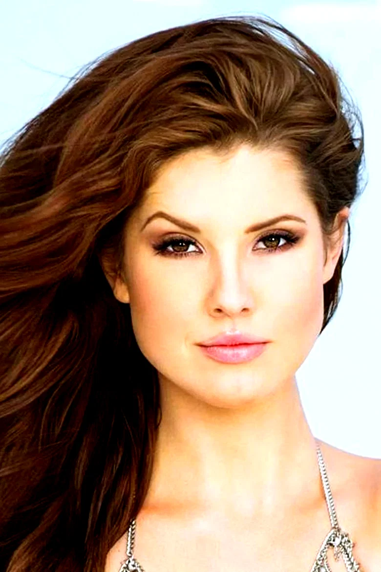  Amanda Cerny
