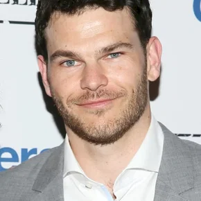 Photo star : Josh Helman