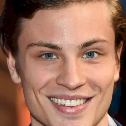 Jannik Schümann
