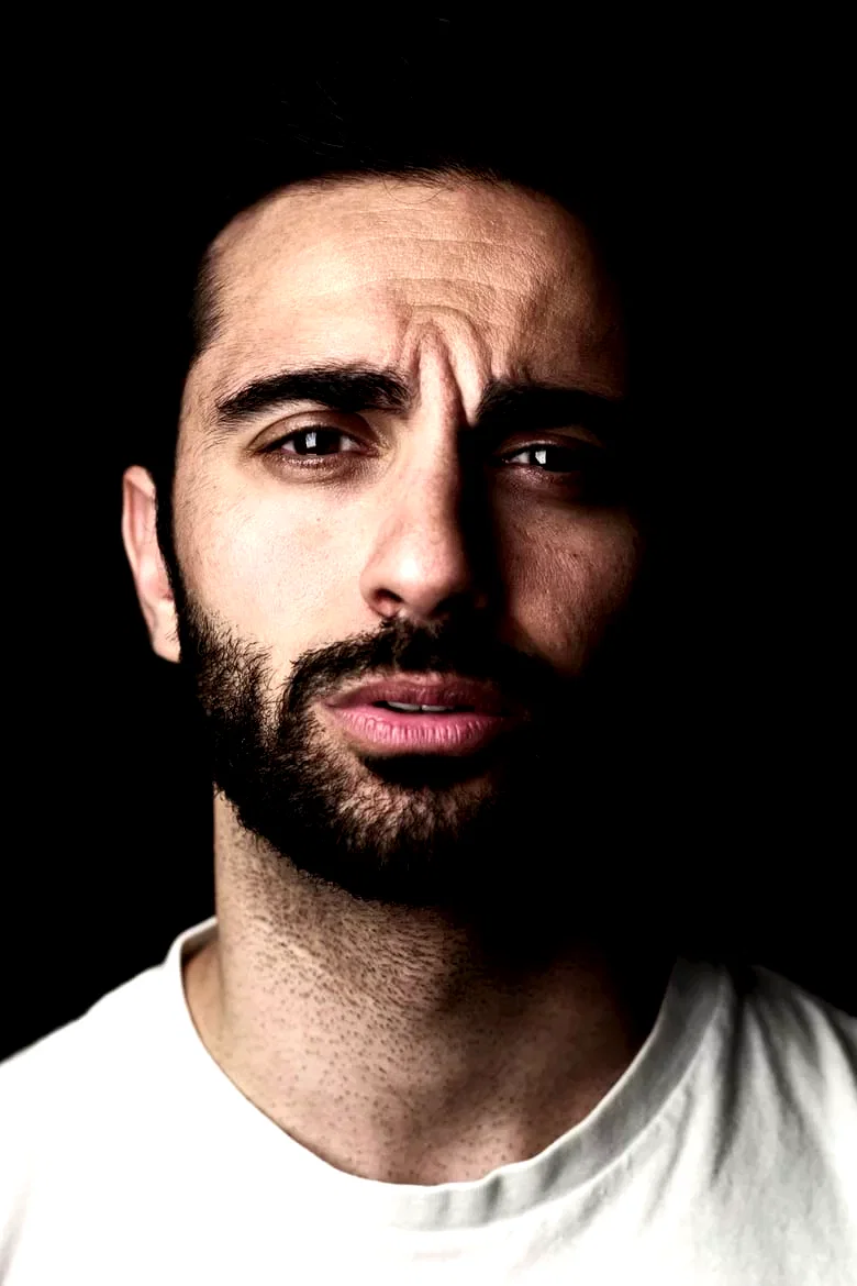 Lee Majdoub