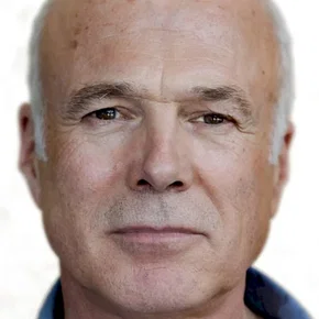 Photo star :  Michael Hogan