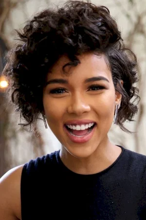  Alexandra Shipp photo