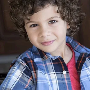 Photo star :  Carson White