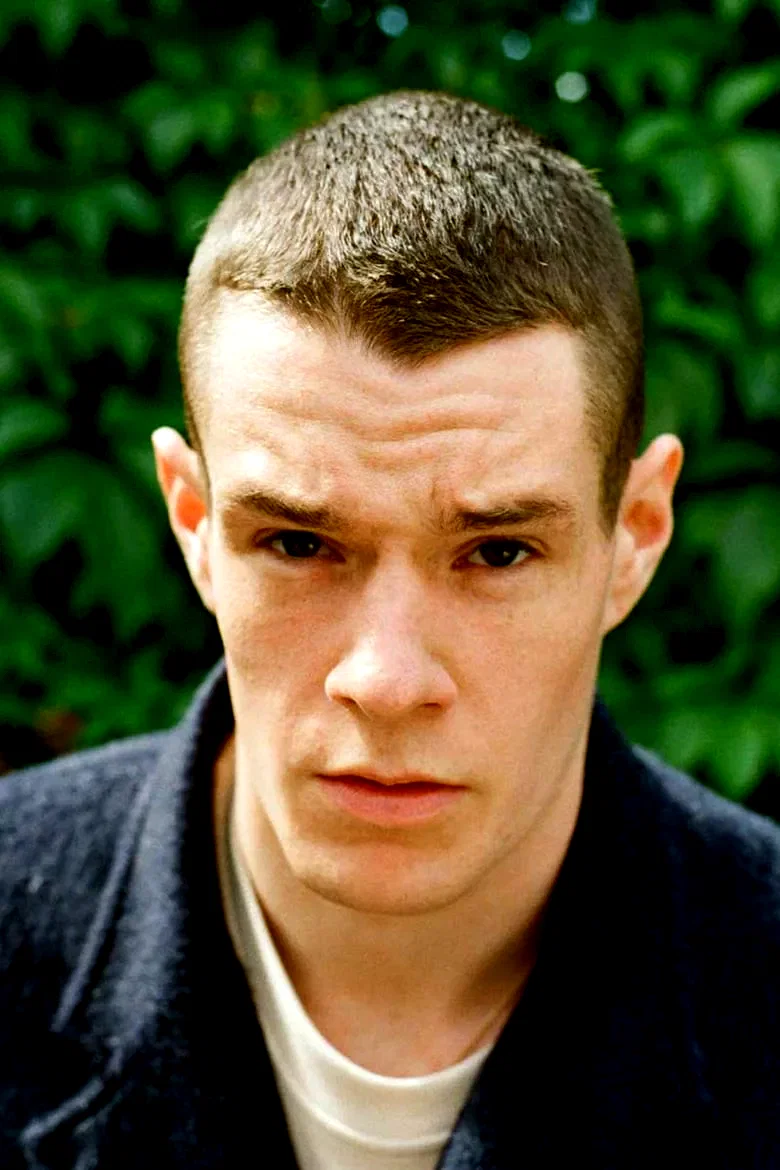  Connor Swindells